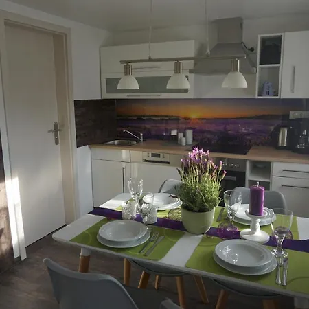 Semesterbostad Ferienhausteube *